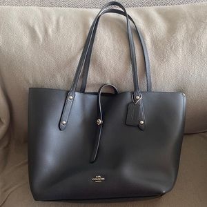 Coach market tote